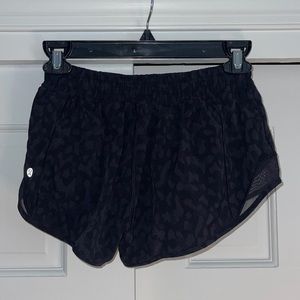 Lululemon cheetah hotty hots